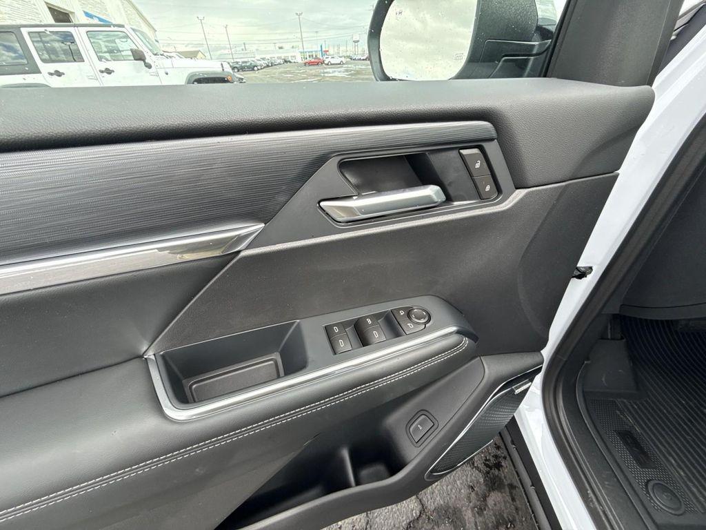 new 2026 GMC Acadia car, priced at $55,370