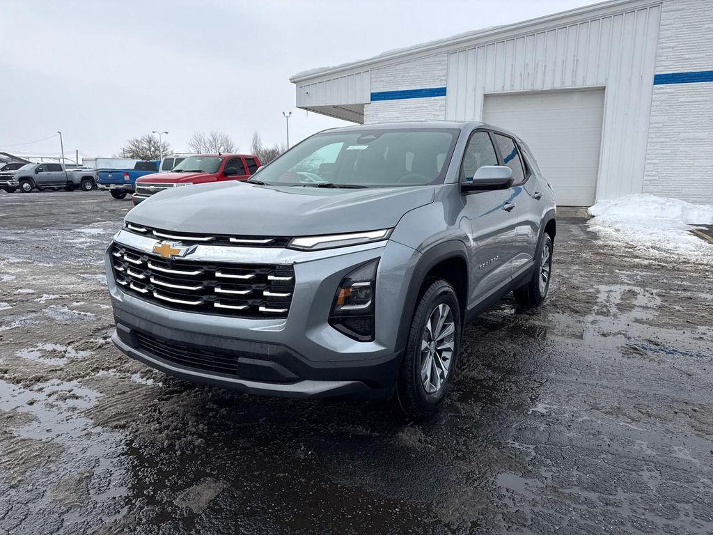 new 2026 Chevrolet Equinox car, priced at $33,435