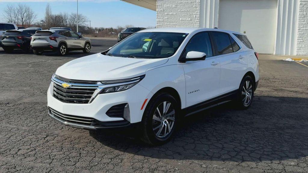 used 2024 Chevrolet Equinox car, priced at $24,495