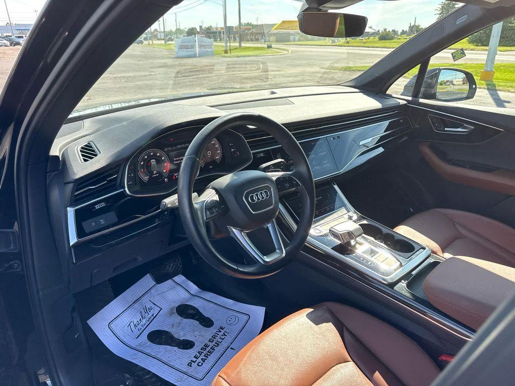 used 2021 Audi Q7 car, priced at $25,400