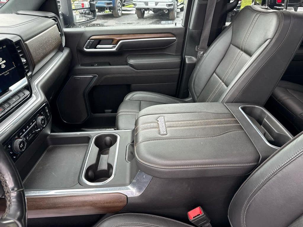 used 2025 Chevrolet Silverado 3500 car, priced at $64,800