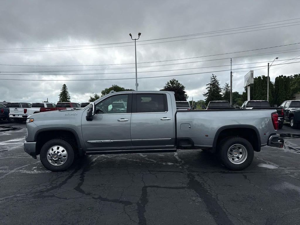 used 2025 Chevrolet Silverado 3500 car, priced at $64,800