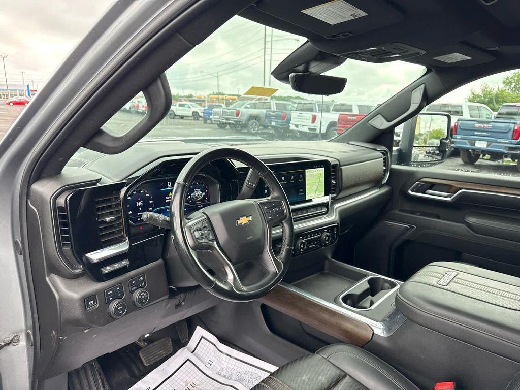 used 2025 Chevrolet Silverado 3500 car, priced at $64,800