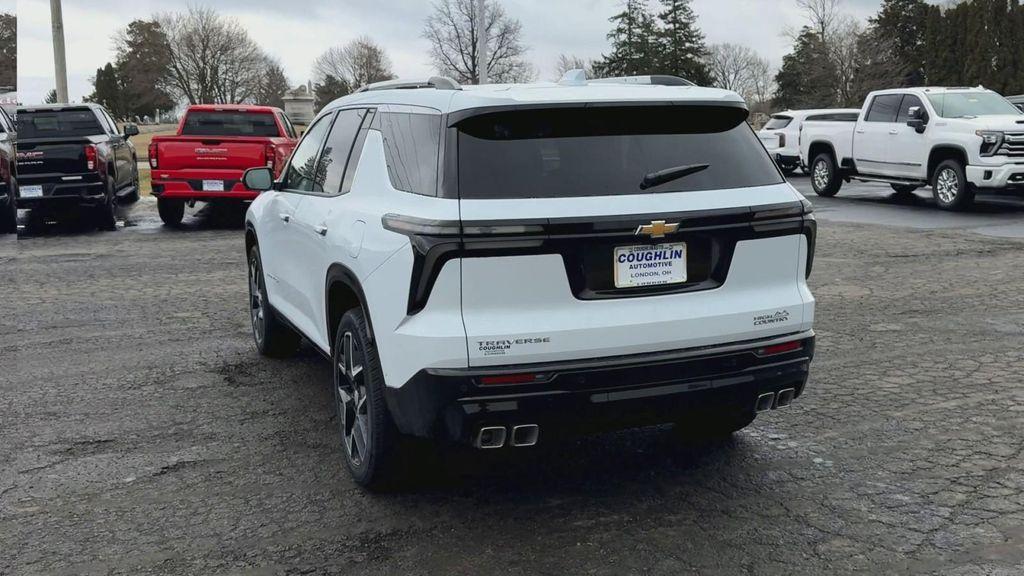 new 2026 Chevrolet Traverse car, priced at $60,015
