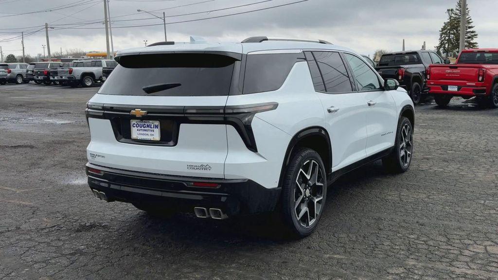 new 2026 Chevrolet Traverse car, priced at $60,015