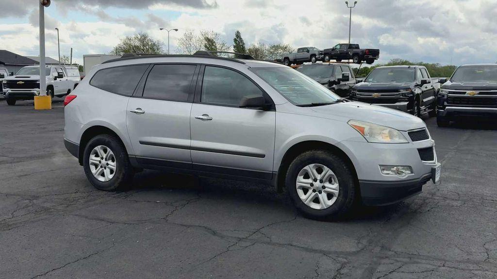 used 2012 Chevrolet Traverse car, priced at $6,800