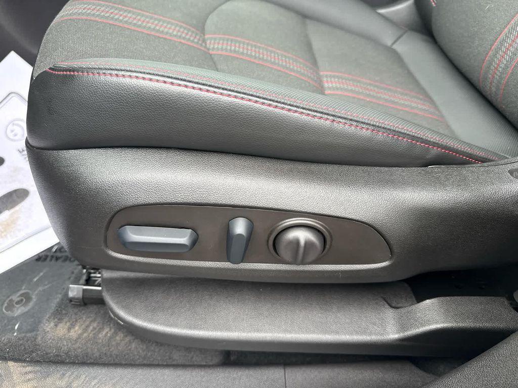 used 2023 Chevrolet Equinox car, priced at $24,800