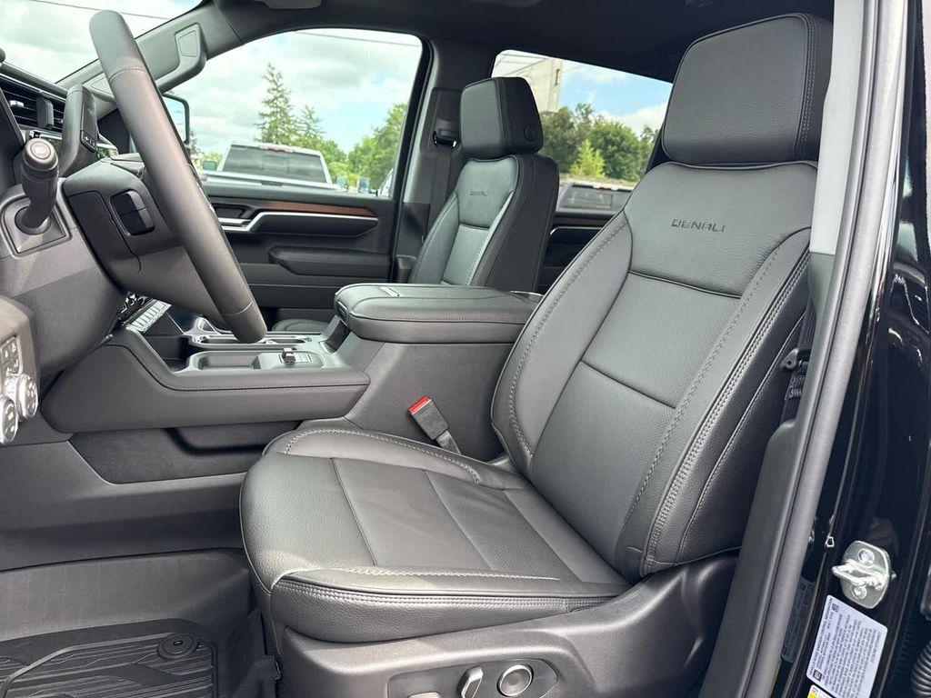 new 2026 GMC Sierra 3500 car, priced at $95,725