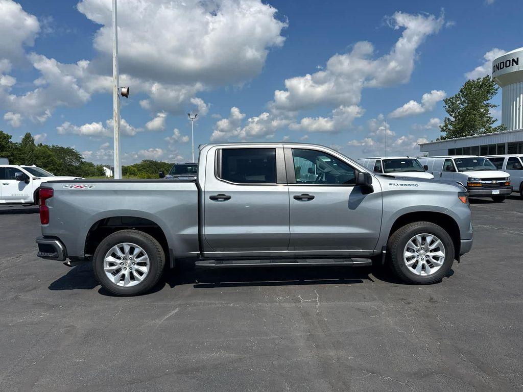 used 2025 Chevrolet Silverado 1500 car, priced at $38,895