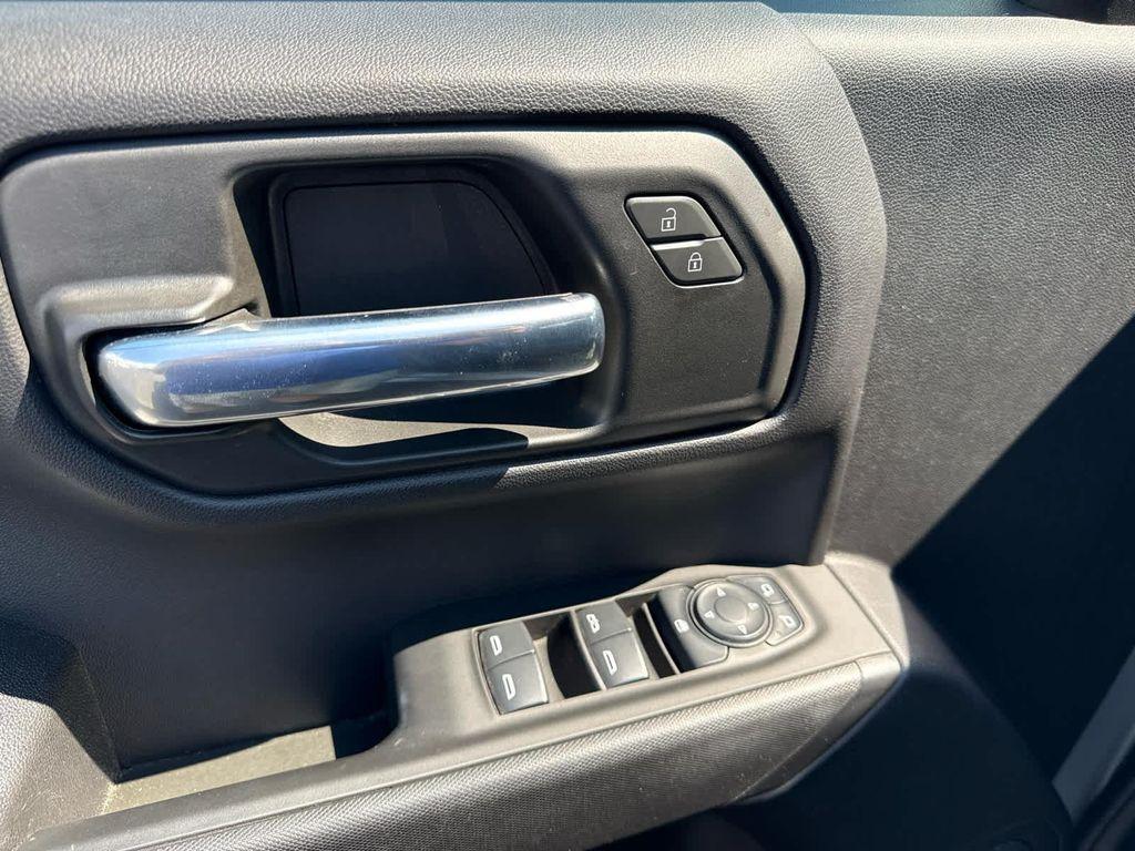 used 2025 Chevrolet Silverado 1500 car, priced at $38,895