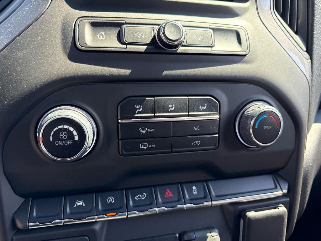 used 2025 Chevrolet Silverado 1500 car, priced at $38,895
