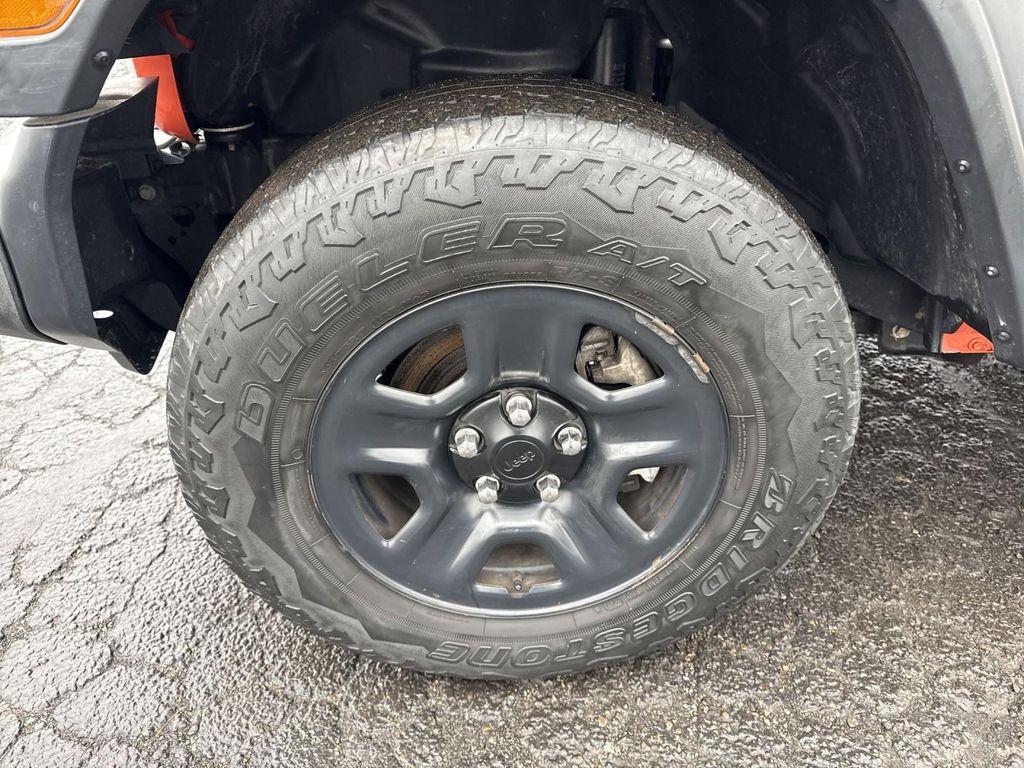 used 2018 Jeep Wrangler Unlimited car, priced at $15,595