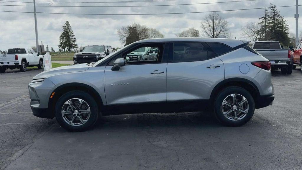 used 2023 Chevrolet Blazer car, priced at $28,998