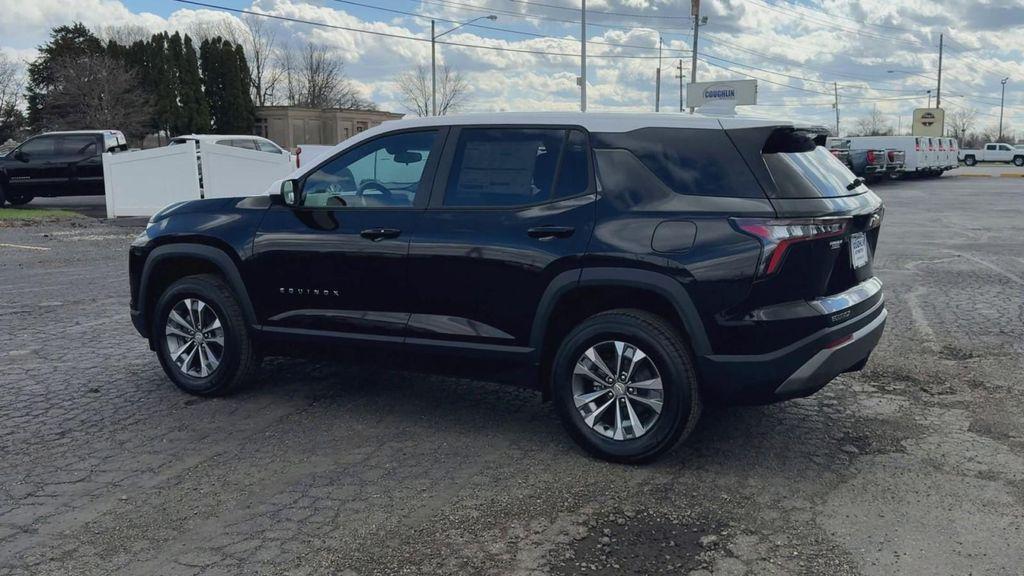 new 2026 Chevrolet Equinox car, priced at $33,340