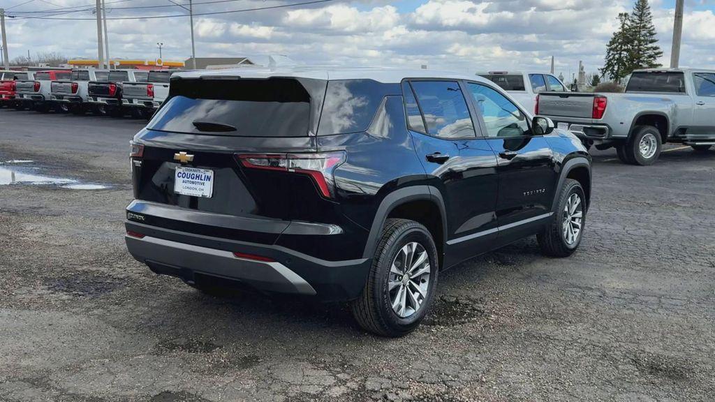 new 2026 Chevrolet Equinox car, priced at $33,340