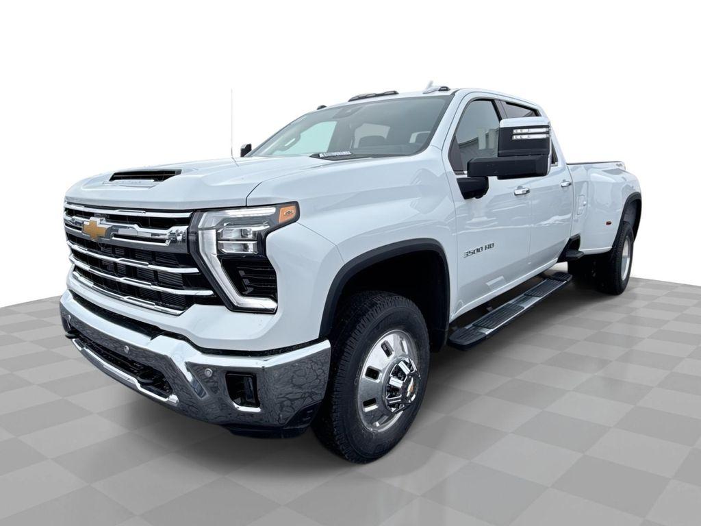 new 2026 Chevrolet Silverado 3500 car, priced at $86,640