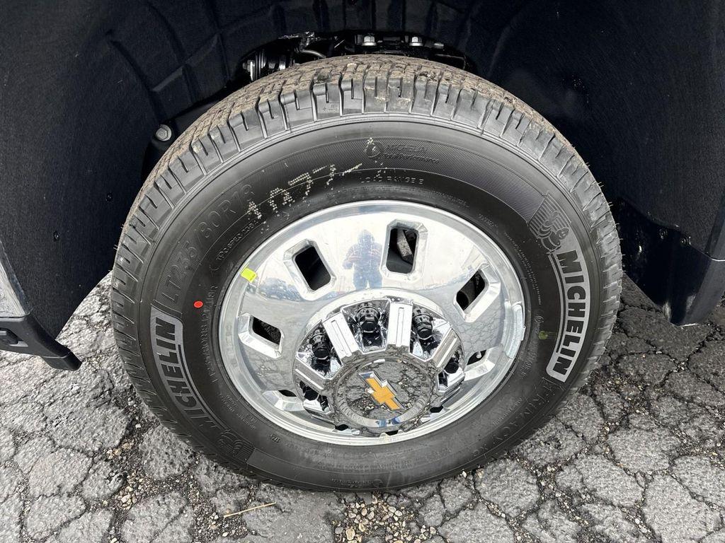 new 2026 Chevrolet Silverado 3500 car, priced at $80,025