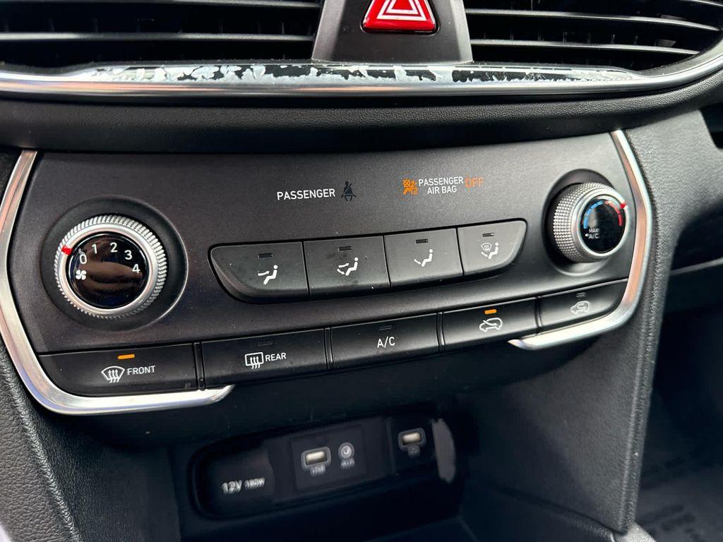 used 2020 Hyundai Santa Fe car, priced at $9,400
