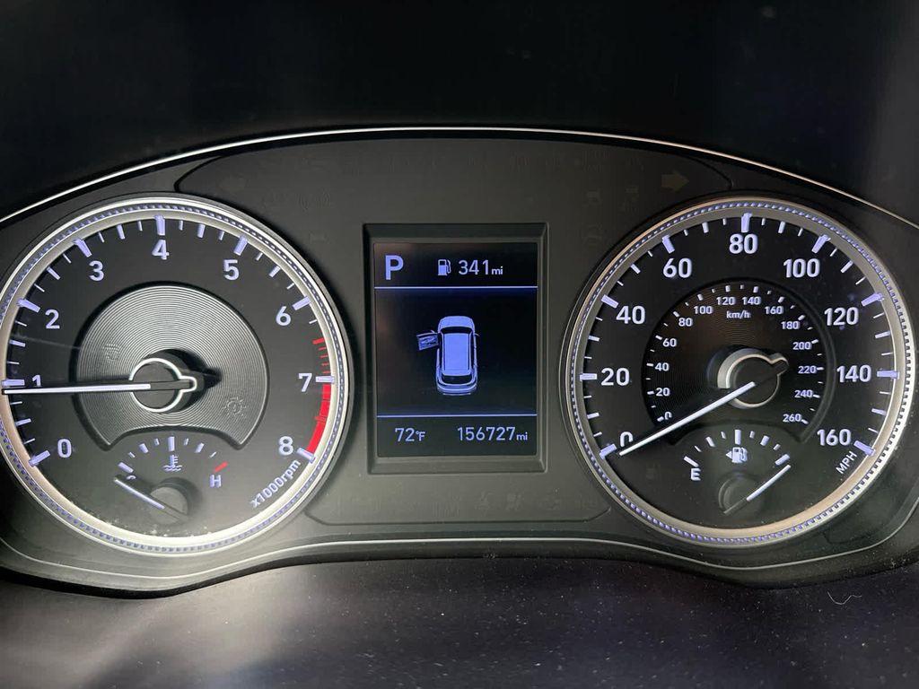 used 2020 Hyundai Santa Fe car, priced at $9,400