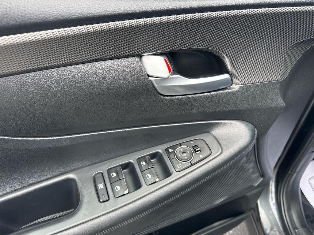 used 2020 Hyundai Santa Fe car, priced at $9,400