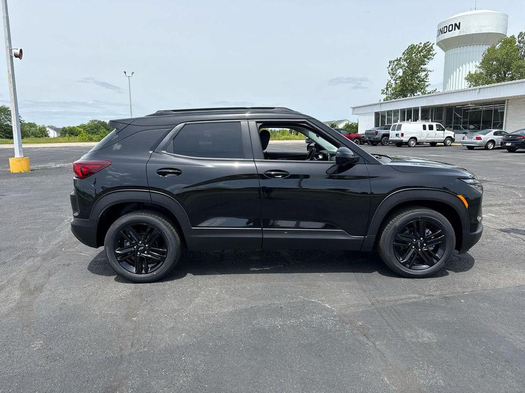 new 2026 Chevrolet TrailBlazer car, priced at $31,915
