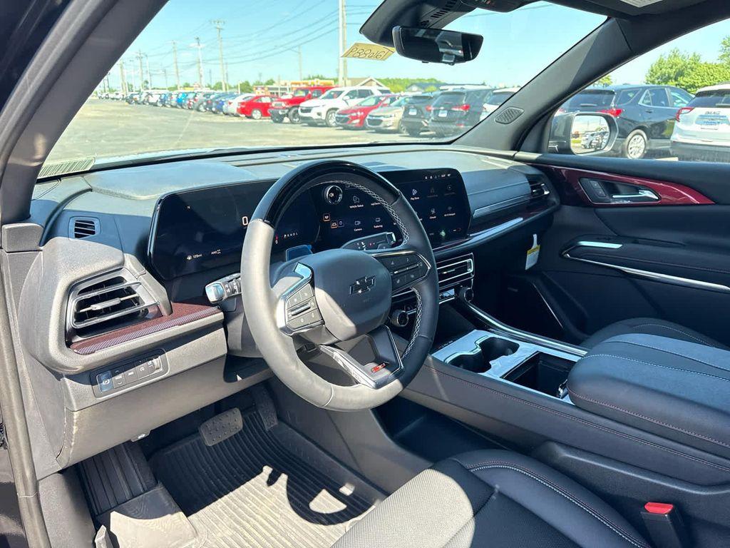 new 2026 Chevrolet Traverse car, priced at $58,944