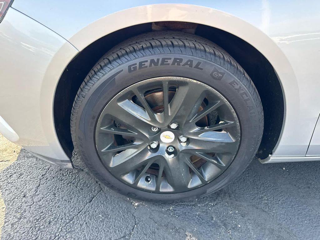 used 2014 Chevrolet Impala car, priced at $8,800
