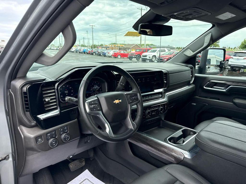 used 2024 Chevrolet Silverado 3500 car, priced at $59,800
