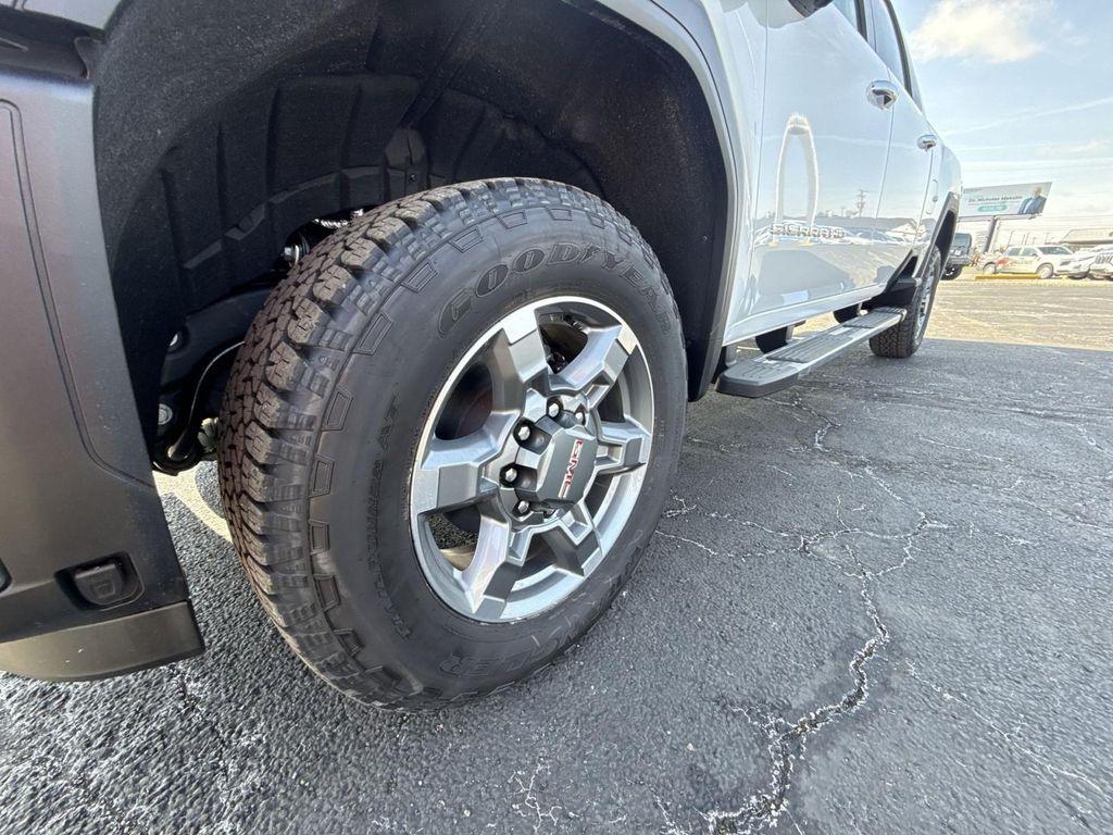 new 2026 GMC Sierra 2500 car, priced at $86,285