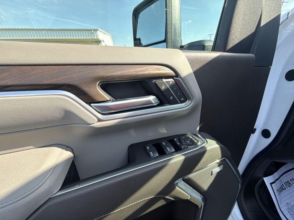 new 2026 GMC Sierra 2500 car, priced at $86,285