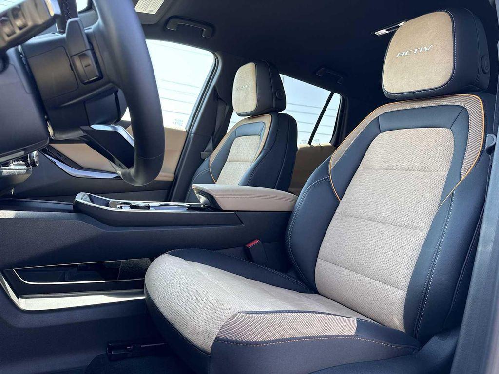 new 2026 Chevrolet Equinox car, priced at $35,920