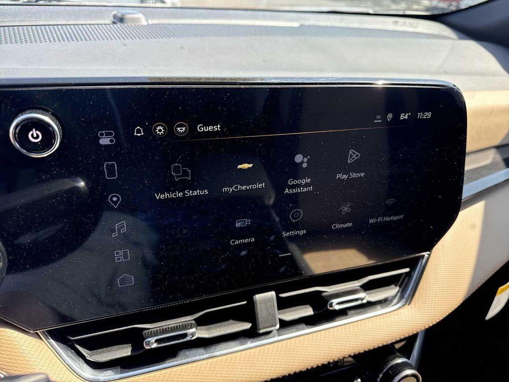 new 2026 Chevrolet Equinox car, priced at $35,920