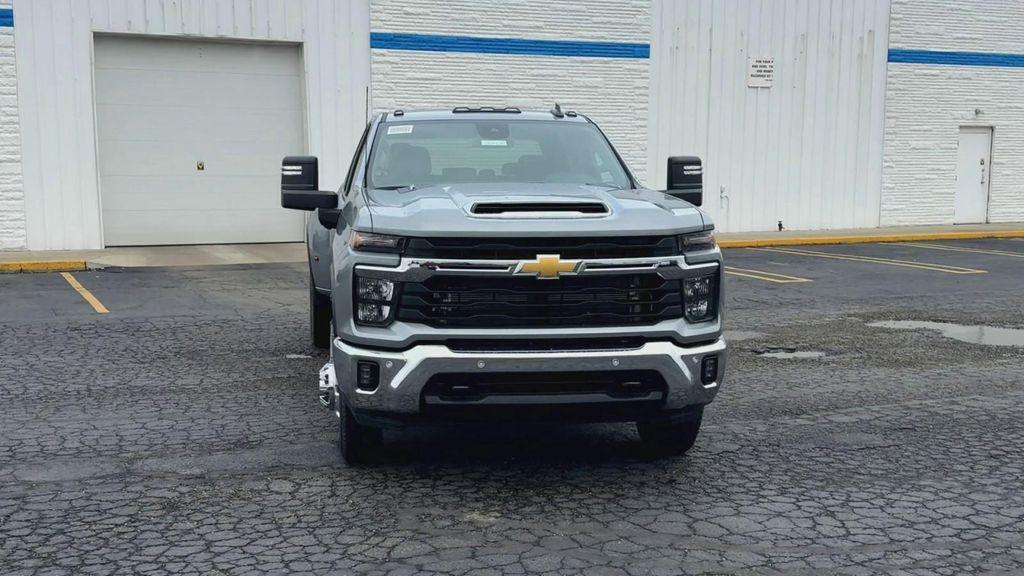 new 2026 Chevrolet Silverado 3500 car, priced at $82,019