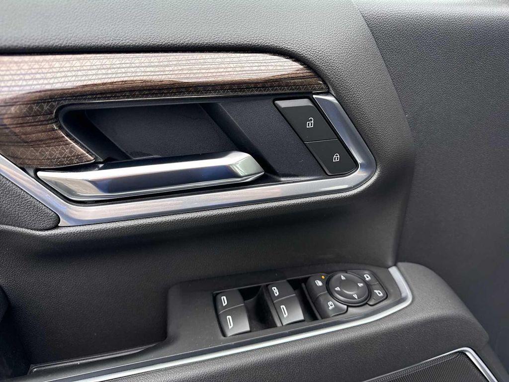 new 2026 Chevrolet Silverado 3500 car, priced at $82,019