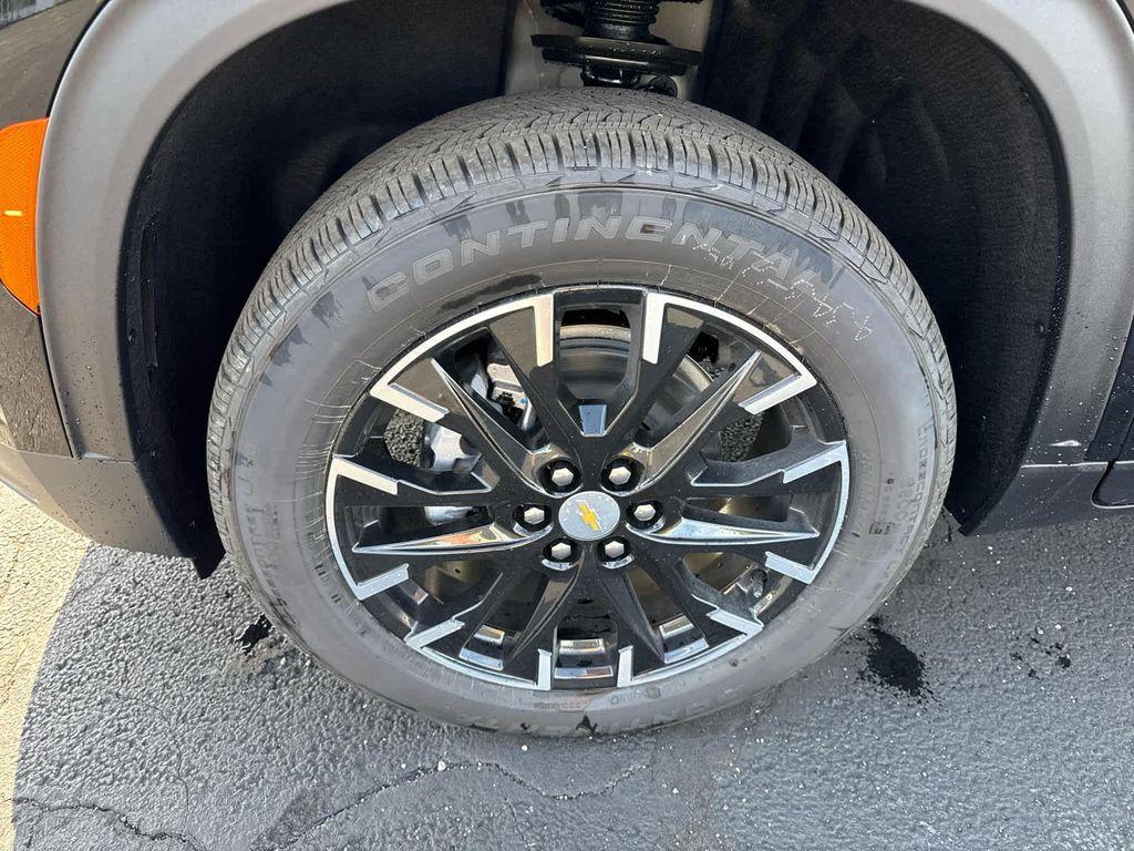 new 2026 Chevrolet Traverse car, priced at $49,520