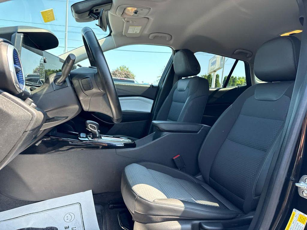 used 2024 Chevrolet Trax car, priced at $22,800