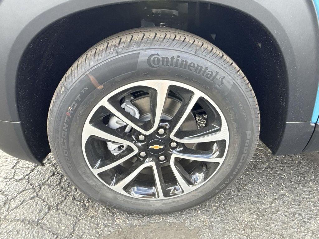 new 2026 Chevrolet TrailBlazer car, priced at $27,840