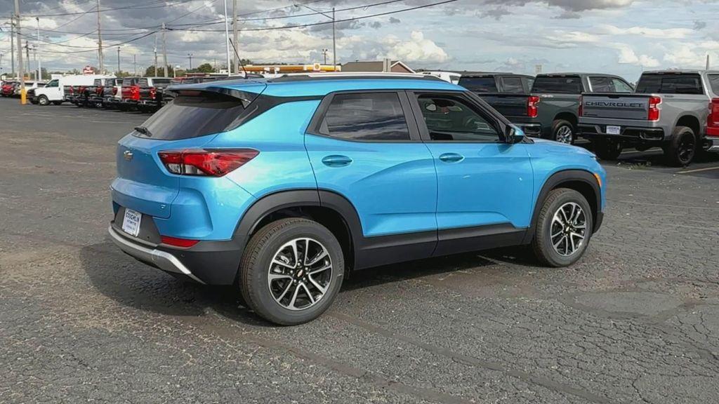 new 2026 Chevrolet TrailBlazer car, priced at $27,840