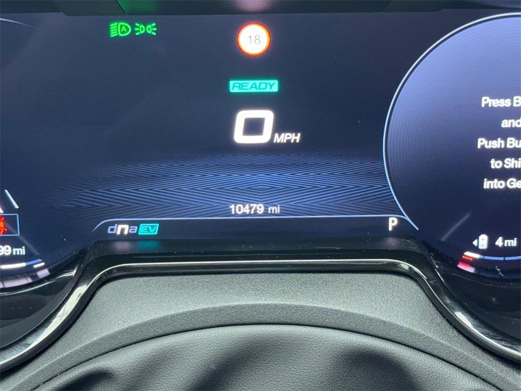 new 2024 Alfa Romeo Tonale car, priced at $42,990