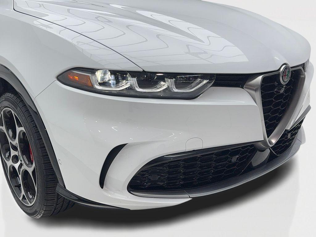 new 2024 Alfa Romeo Tonale car, priced at $41,990