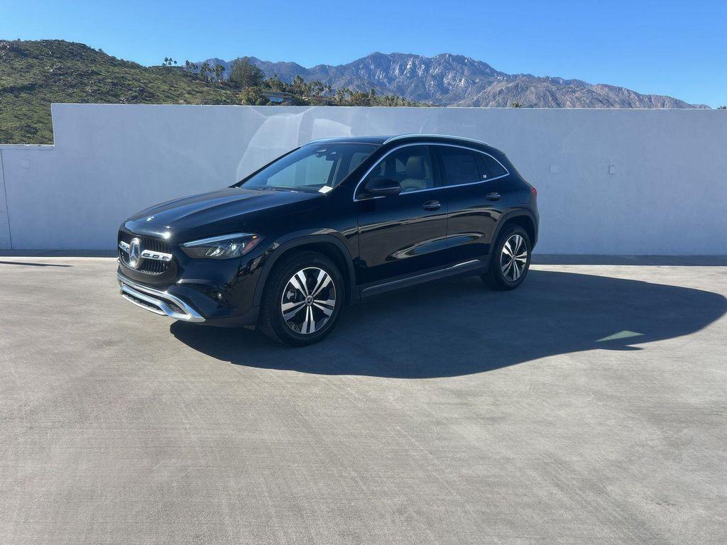 used 2025 Mercedes-Benz GLA 250 car, priced at $39,090