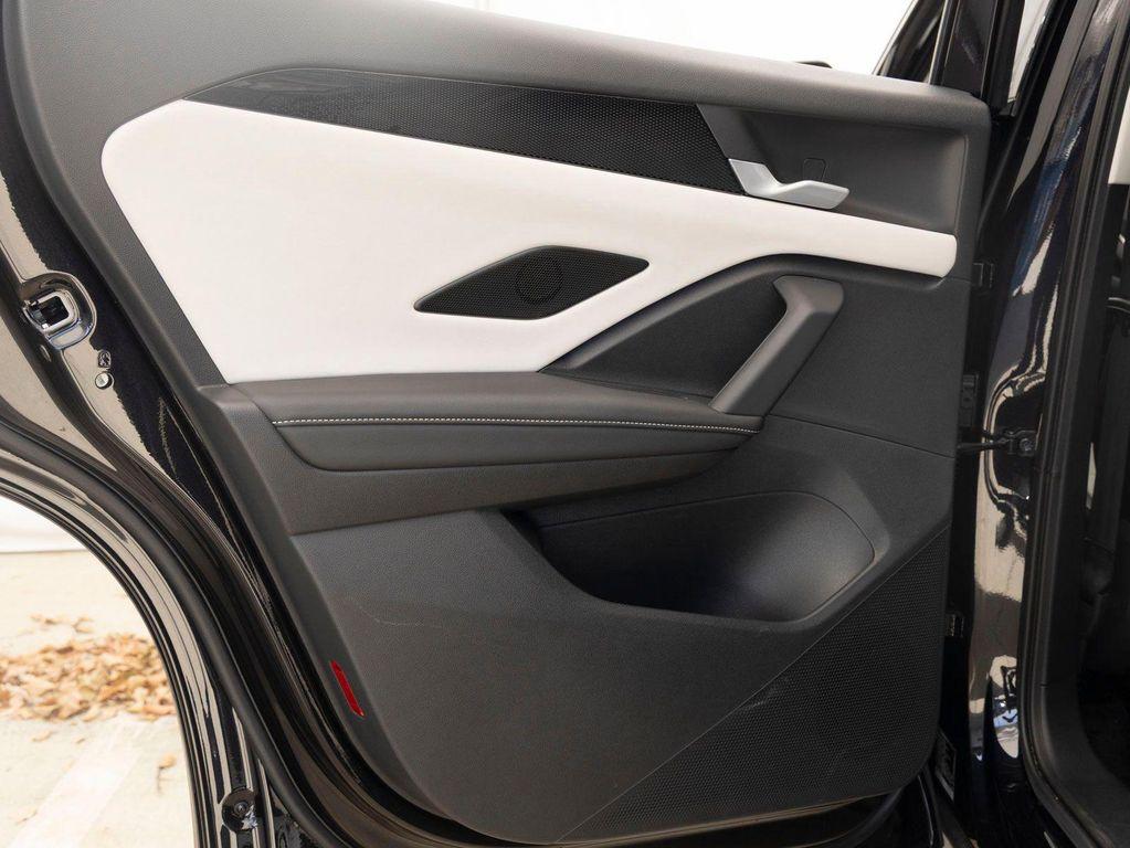 used 2025 Volkswagen Tiguan car, priced at $29,987