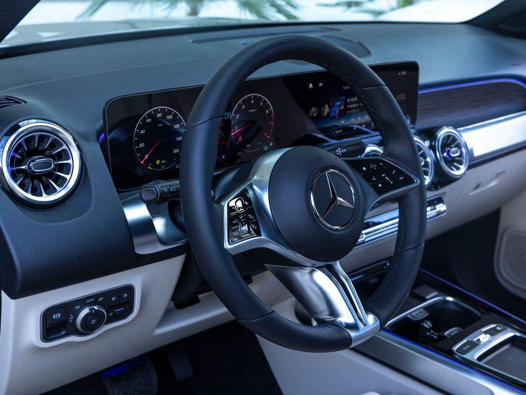 new 2026 Mercedes-Benz GLB 250 car, priced at $52,160