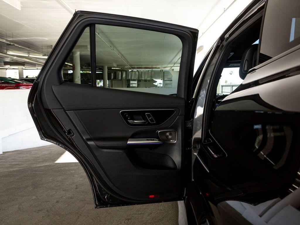 new 2026 Mercedes-Benz GLC 300 car, priced at $61,335