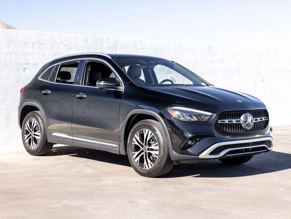 used 2025 Mercedes-Benz GLA 250 car, priced at $37,988