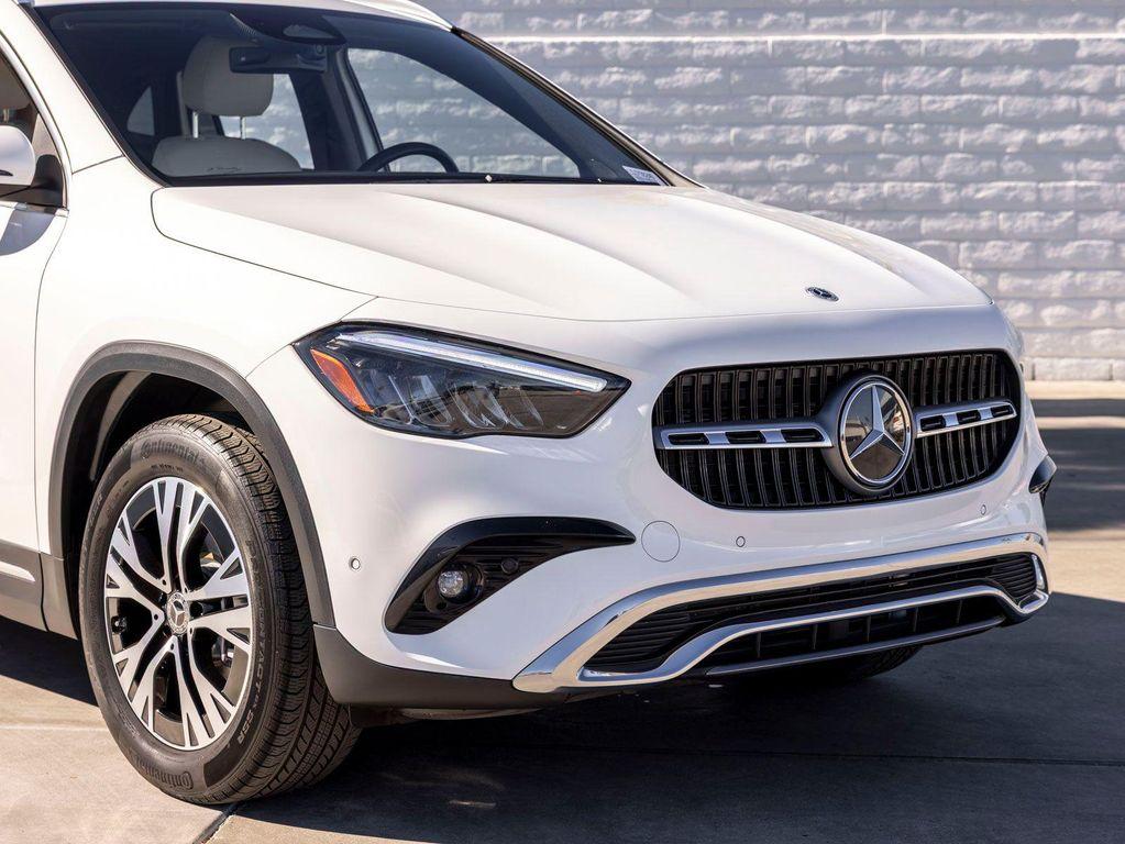 used 2025 Mercedes-Benz GLA 250 car, priced at $39,499