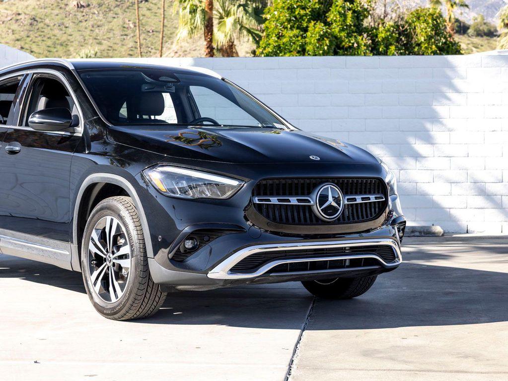 used 2025 Mercedes-Benz GLA 250 car, priced at $38,990
