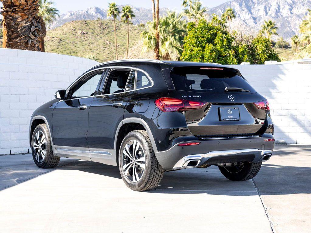 used 2025 Mercedes-Benz GLA 250 car, priced at $38,990