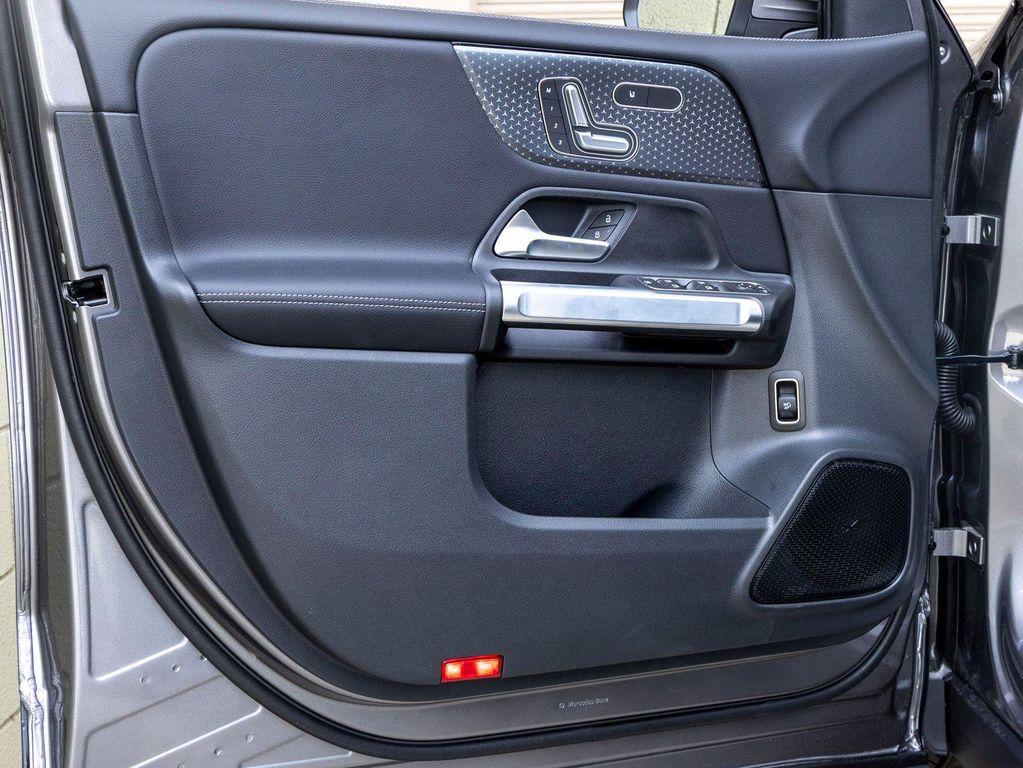 new 2026 Mercedes-Benz GLB 250 car, priced at $49,160