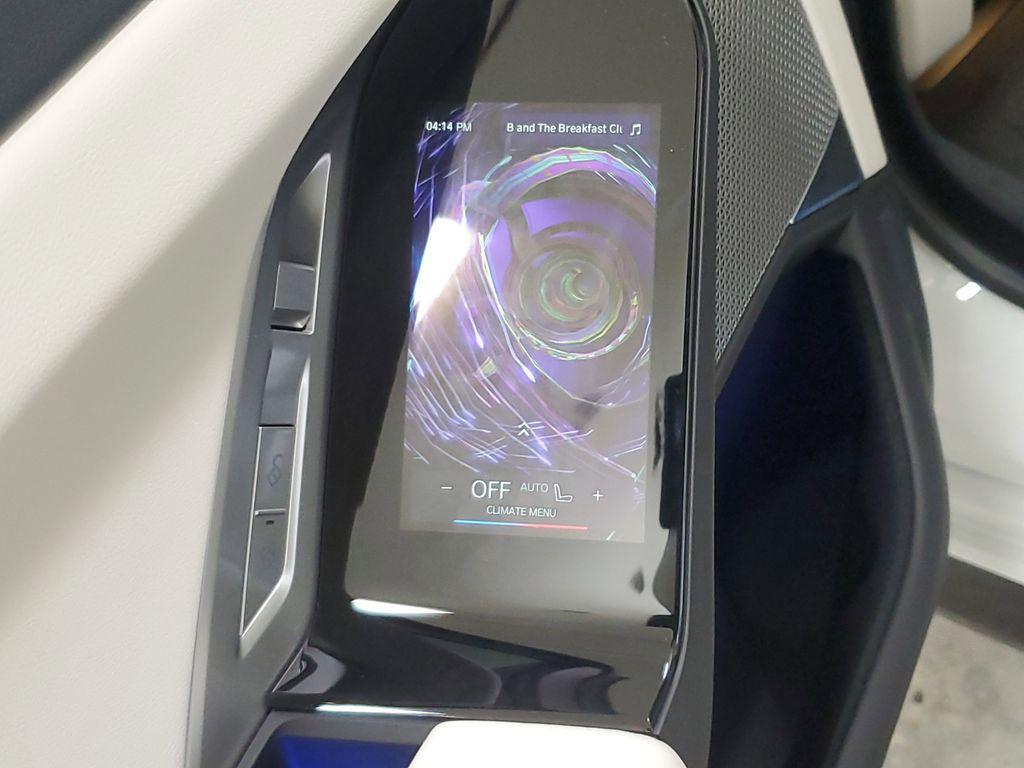 new 2025 BMW i7 car, priced at $131,425